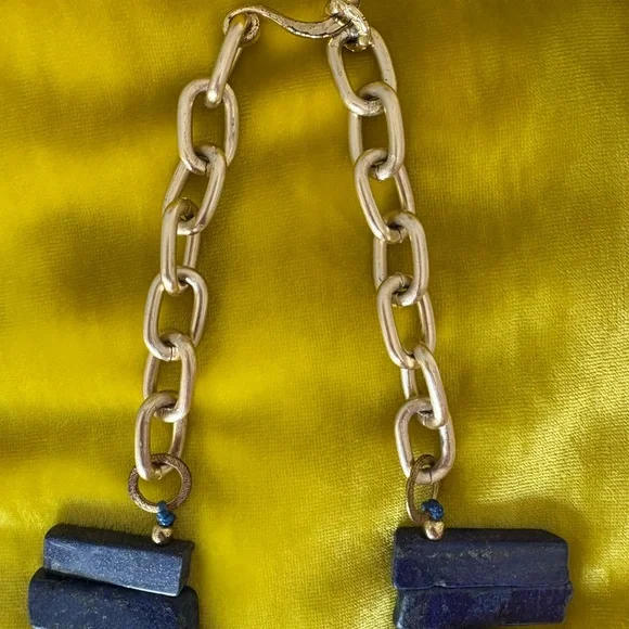 Lapis stone necklace with gold chain - Picture 6 of 8
